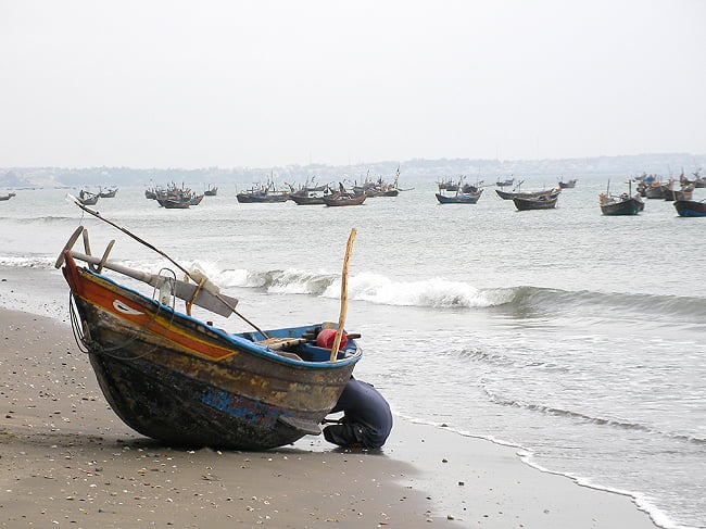 【6個セット】ニョクマム 500ml - フーコック島産 高品質 チンス ナムヌー ヌクマム - 瓶入り【Chin-Su】 9 - 小さい船だけど大丈夫なんですね