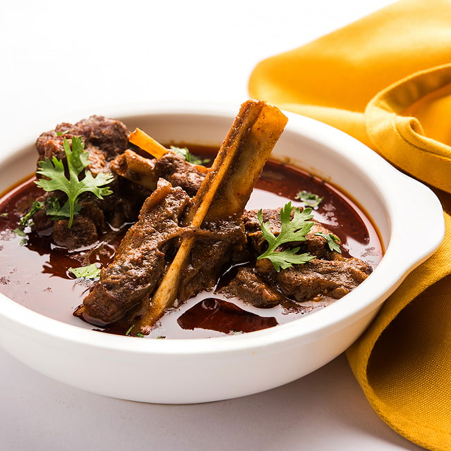 【6個セット】フライ カラヒゴーシット マサラ スパイスミックス / Fry Karahi Gosht Masala - 50g （スパイスのみ） 【Mehran】 7 - 南インド文化圏では大きくチョップしたお肉でカレーを作ります。それのほうがよりお肉の滋味が味わえると知っているのでしょうね。