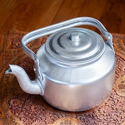 [注ぎ口漏れあり・蓋変色あり・訳あり品]〔容量：約3L〕ベトナムのレトロなアルミやかん　たっぷり沸かせて昔ながらのフォルム　素朴なアルミの風合い - サブ2