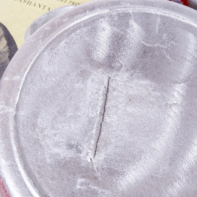 〔約27cm〕ベトナムの台所から 無垢で素朴なアルミ両手鍋 9 - 無骨で雰囲気があります