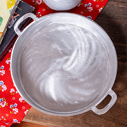 〔約29cm〕ベトナムの台所から　無垢で素朴なアルミ両手鍋 - サブ3