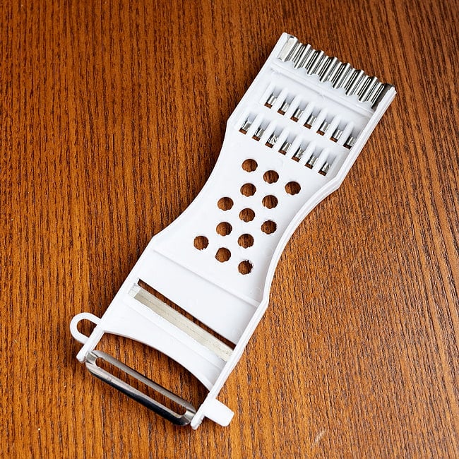 【終売】ベトナムやタイで使われている ソムタム&にんじんシリシリ器 ピーラー・スライサー 5 - 裏面です