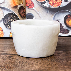 ベトナムの 大理石 スパイスグラインダー 外径11cm 1.6kg - サブ3