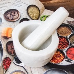 ベトナムの 大理石 スパイスグラインダー 外径11cm 1.6kg(VN-TBLWR-96)