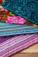 [アソート]インドやアジアの布・はぎれ(FREE-483)