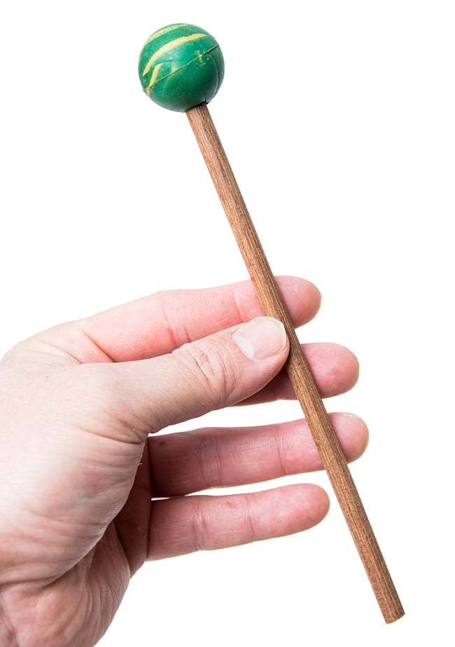 タンドラムのスティック 3 - 手に取るとこれくらい。