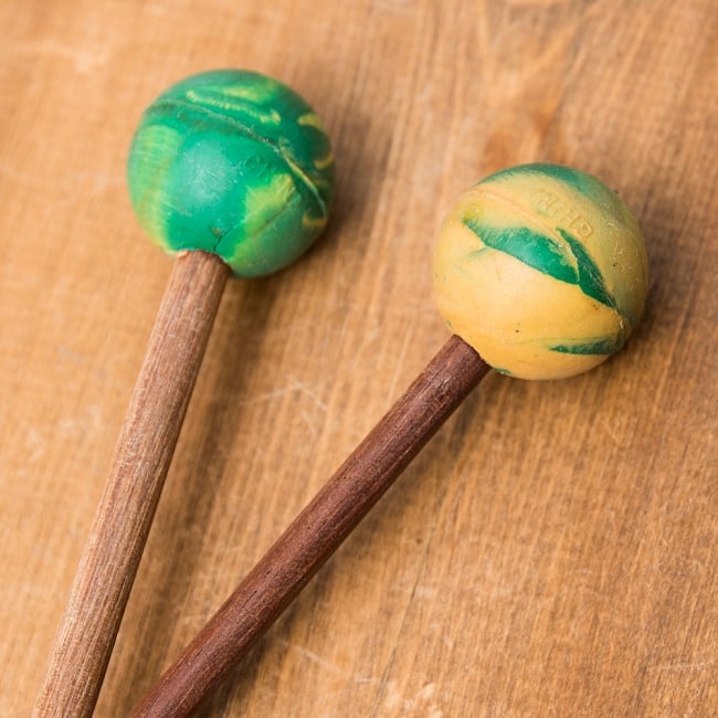 タンドラムのスティック 4 - 色味はまちまちですのでアソートでのお届けとなります。