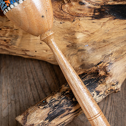 軽やかに鳴る 鮮やかドットペイントの木製シェイカー｜手描き模様とナチュラルウッドのやさしい楽器 - サブ4