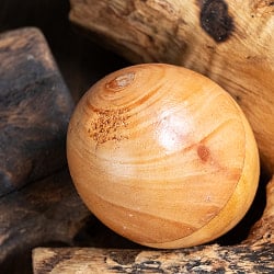 〔Lサイズ 約8.5cm〕木目が綺麗なプレーンタイプ 木製エッグシェイカー｜ころんと可愛い卵型マラカス・バリ島のナチュラルパーカッション - サブ4