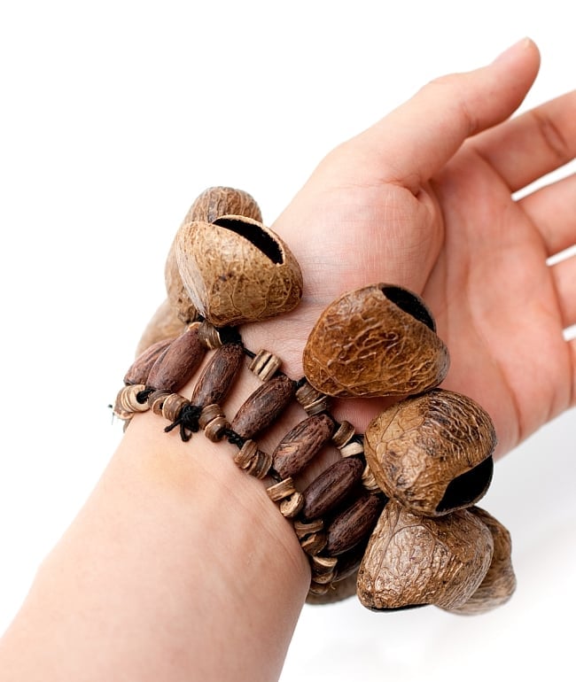 ガラガラ ブレスシェイカー 6 - 腕につけるとこのような感じになります
