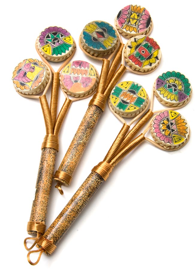 ペイント シェイカー 4 - こちらの画像のように、デザインはひとつひとつ異なっております。