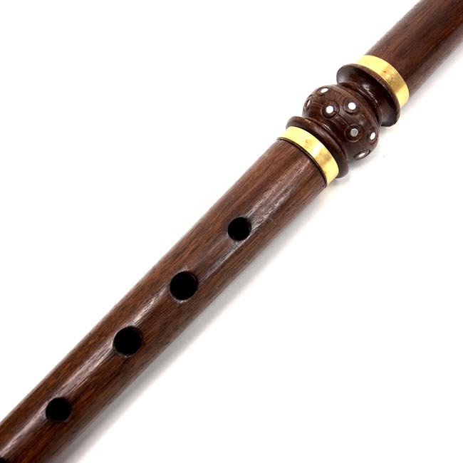 ネパールのバンスリ - Bass管 2 - 指の部分を拡大してみました