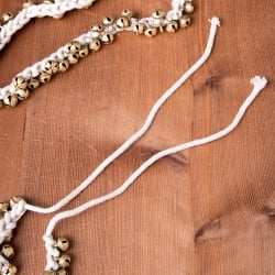 インド舞踊で使う紐グングル　両足分2本セット  - ベル100個タイプ - サブ5