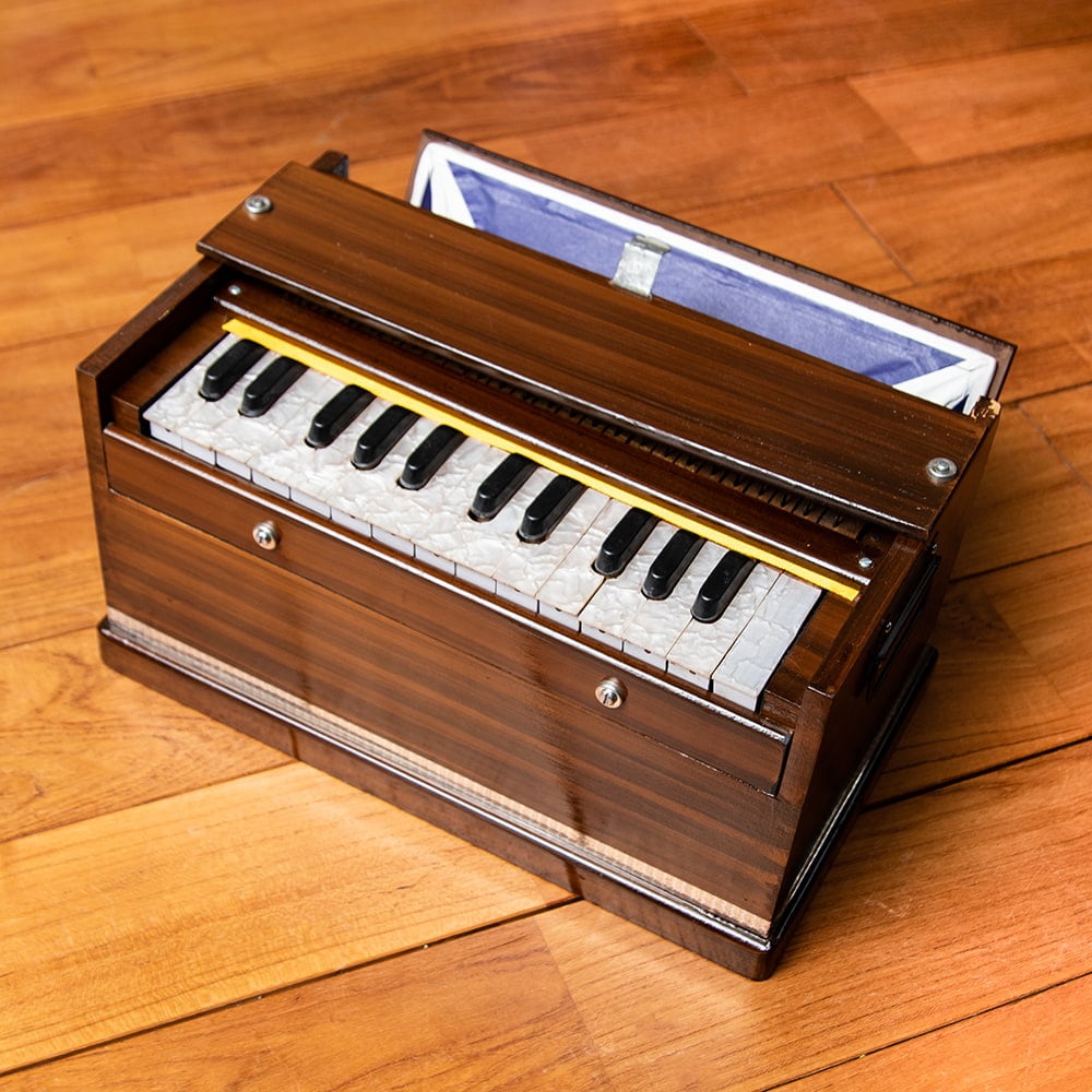 送料無料 ハルモニウム Harmonium ピアノ インド 楽器 とにかく軽い 