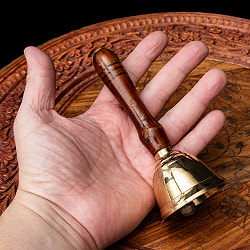 [木の持ち手付き]ブラス製ハンドベル【約13.5cm】 - サブ5