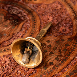 ブラスのハンドベル 高さ：14cm - サブ5