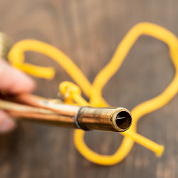 インドのマーチングラッパ ストレート 26cm - サブ4