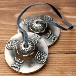 ビジュラ柄ディンシャ 【約6cm】の商品写真