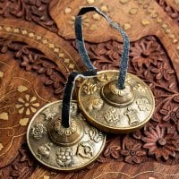 幸運の八吉祥柄ディンシャ【約6.5cm】