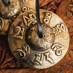 オンマニペメフム柄ディンシャ【約7.5cm】 - サブ2