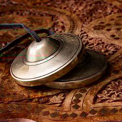 【最高級品質】スーペリア ディンシャ 真言彫り 特大 直径：約8.7cm 640g程度 - サブ5