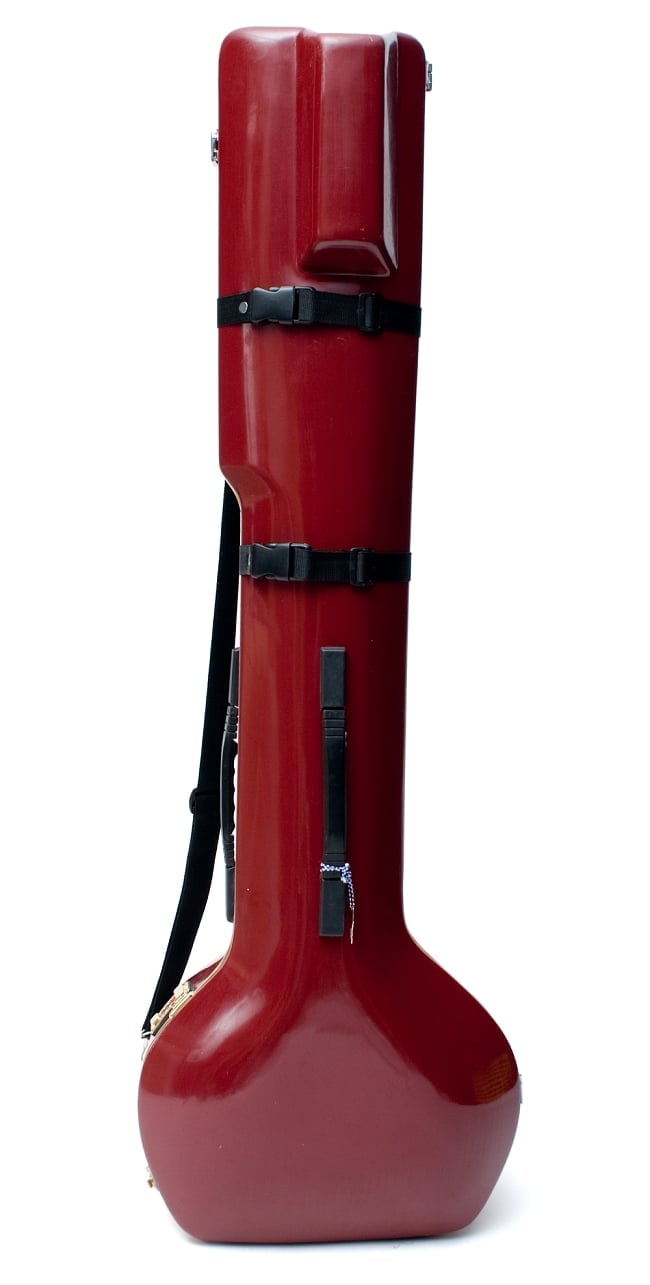 練習用シタールセット（グラスファイバーケース） 11 - 付属するのは赤いケースになります。ストラップの色は、黒と赤の場合がございます。