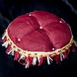 タブラ（単体） 赤のパッドと台座のセットの写真