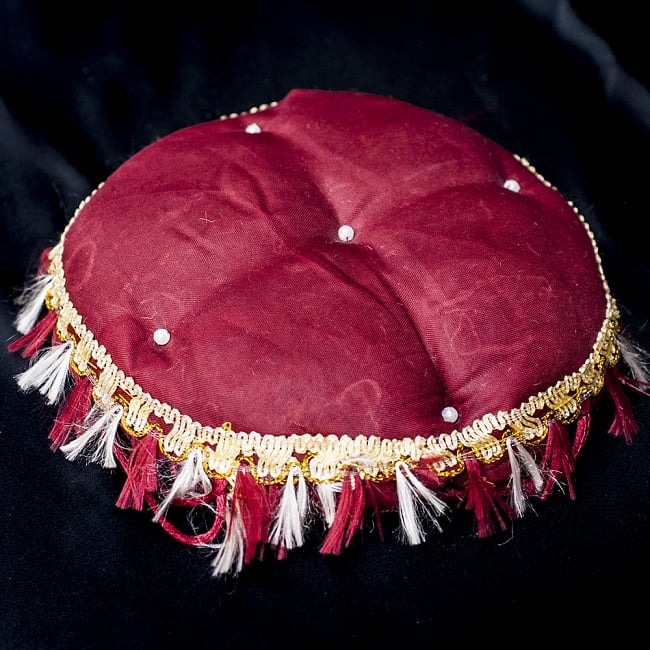 タブラのパッド - 赤の写真1枚目です。バヤンの打面を保護するカバーパッドになります。タブラ,パッド,保護,タブラパッド