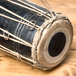 ネパールの民族打楽器 マダル - サブ4