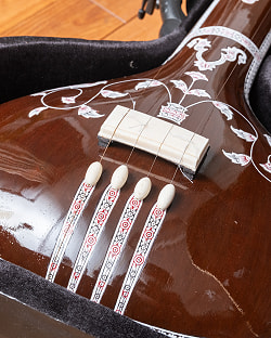 タンプーラ 〔全長約130cm〕 インド古典音楽 声楽用ドローン楽器 ハードケース付き - サブ5