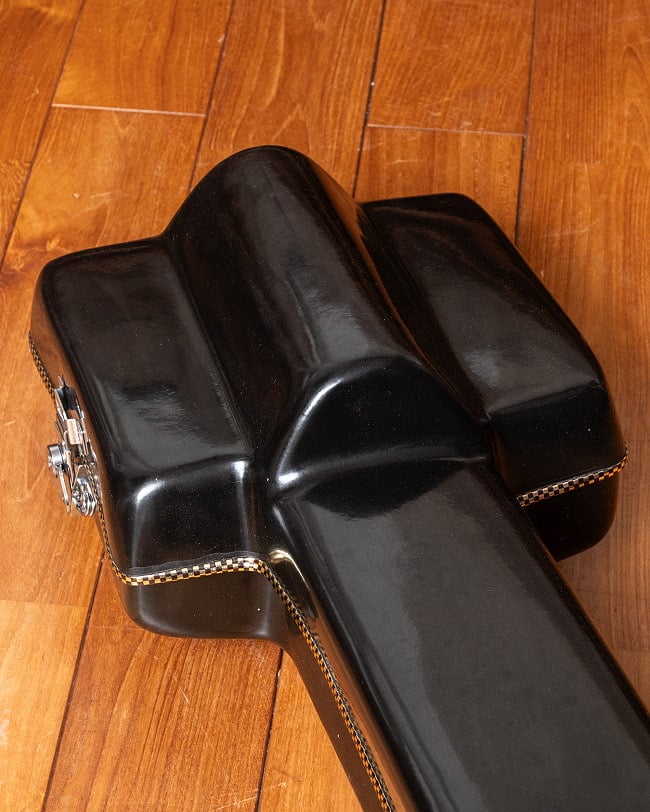 タンプーラ 〔全長約142cm〕 インド古典音楽 声楽用ドローン楽器 大型モデル ハードケース付き 18 - 上部の写真です