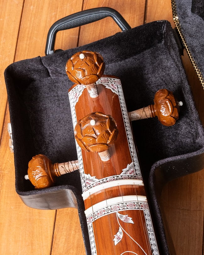 タンプーラ 〔全長約142cm〕 インド古典音楽 声楽用ドローン楽器 大型モデル ハードケース付き 5 - 拡大写真です