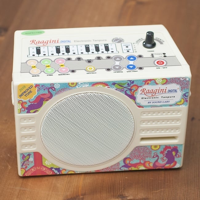 タンプーラマシン - Ragini Digital Electric Tanpulaの写真1枚目です。なんだかオシャレになってやってきました！タンプーラマシン,タンプーラ,インド楽器,インド電子楽器 