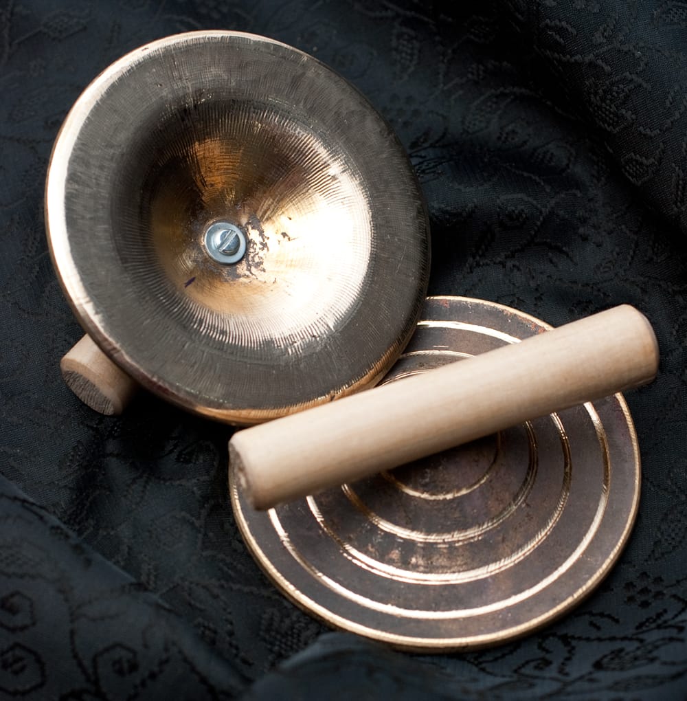 ベル ザンズ インド 打楽器 民族楽器 ザンズ(Zanz) 大 8cm 銅鑼 ドラ 