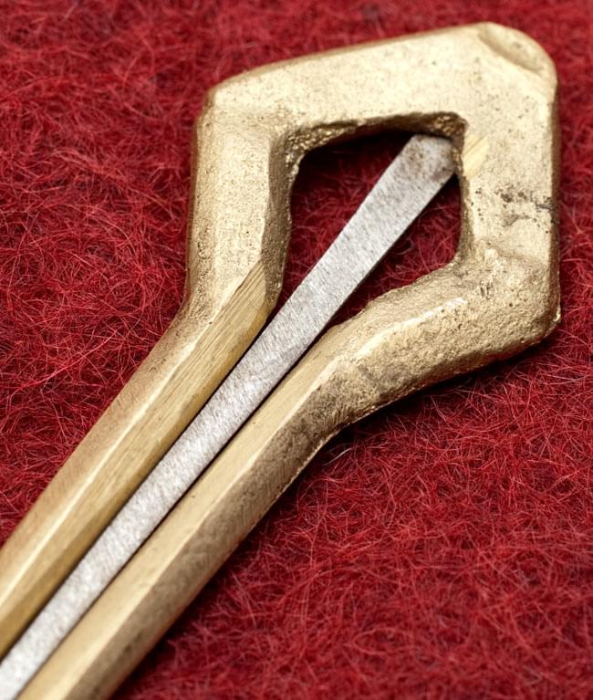 ネパールの真鍮製口琴 - 菱型[約6.5cm] の通販 - TIRAKITA.COM