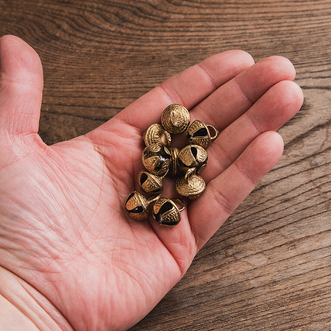 【2セット】グングル用鈴【直径:約1.5cm前後】10個セット(内2個予備) 5 - 別の角度からの写真です