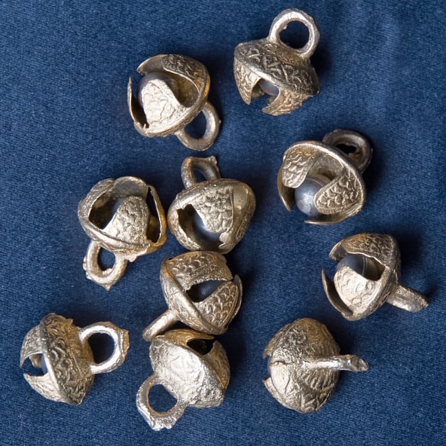 【2セット】グングル用鈴【直径：約1.5cm前後】10個セット（内2個予備） 7 - 10個セットでお送りいたします