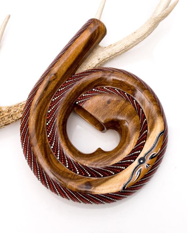 ディジュリドゥ スパイラル 楽器 中古 民族楽器 アボリジニ スパイラル・ディジュリドゥ【木目 えんじ白系】 の通販[送料無料