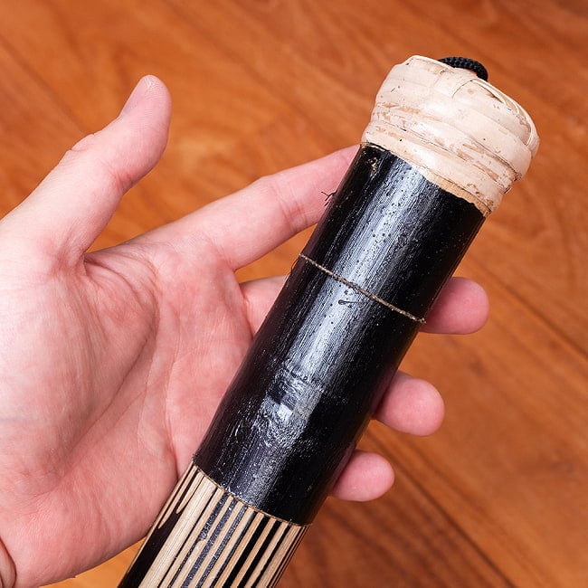 〔彫刻入り 約60cm〕レインスティック 雨音 波音のする楽器 民族楽器 8 - ナチュラルな雰囲気です