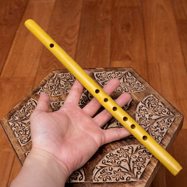 ベトナムの竹笛[サオ・チュック] - ショート 36cm 6 - このくらいのサイズ感になります