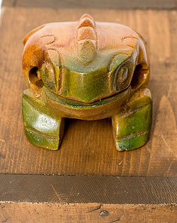 カエル型のギロ - 中 緑 - サブ3