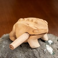 カエル型のギロ -  ナチュラル(VN-GAKKI-12)