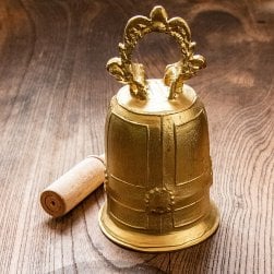 ベトナムの寺院に奉納されるベル 高さ：約19cm程度(VN-GAKKI-23)