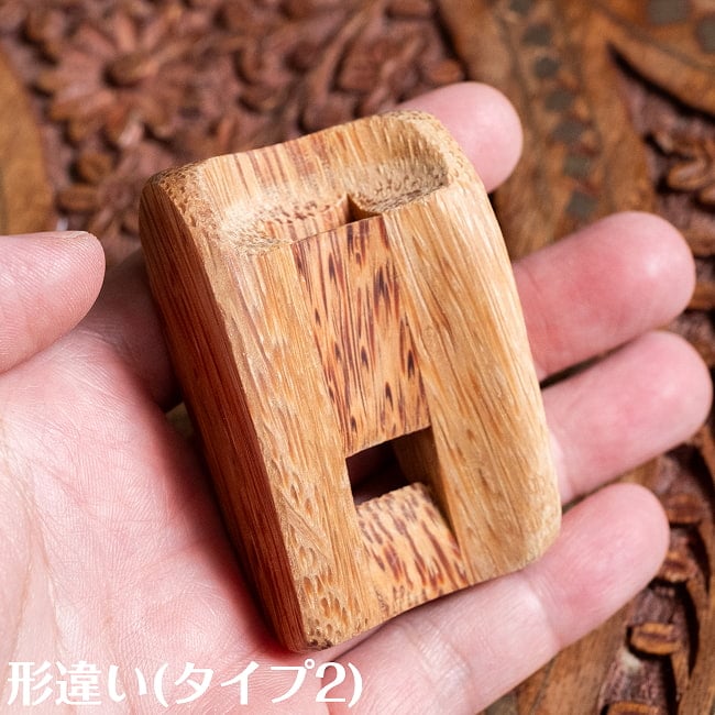 ブタ鼻になる鼻笛 ノーズフルート 優しい音色の楽しい民族楽器 10 - このくらいのサイズ感になります