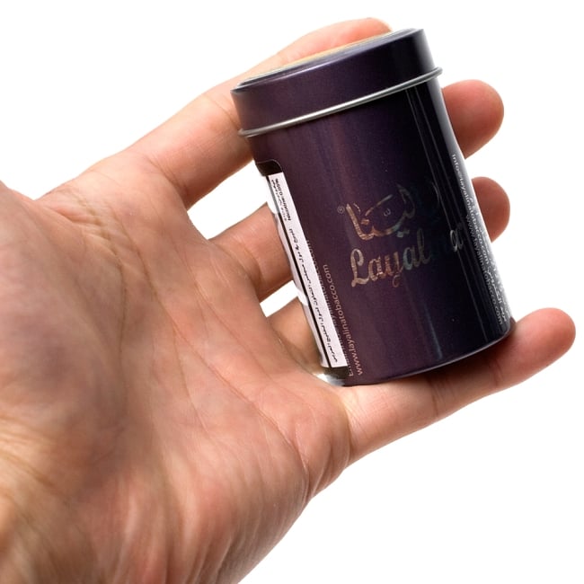 Aloha - Layalina - 50g【シーシャフレーバーLayalina ラヤリナ】 3 - サイズ比較のために類似商品を手にもってみました。