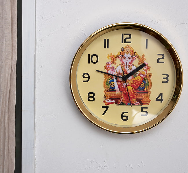 神様壁掛時計 - Ganesh -ガネーシャ【インド現地クオリティ】 5 - お部屋の中で撮影してみました