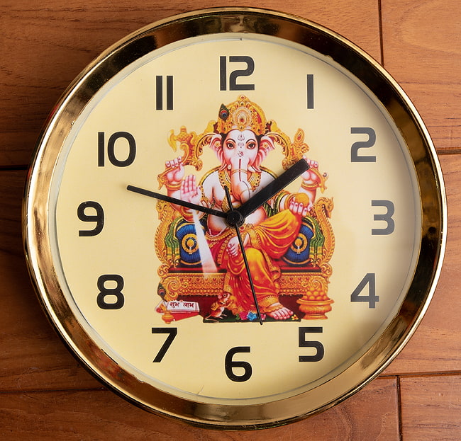 神様壁掛時計 - Ganesh -ガネーシャ【インド現地クオリティ】の写真1枚目です。商売と富の神ガネーシャが印刷された神様時計です壁掛時計,神様時計,インドの時計,時計,クロック,ガネーシャ