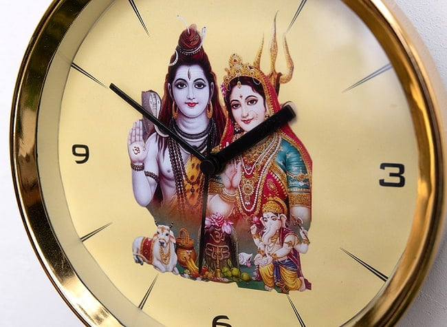 神様壁掛時計 -  Shiva Ganesh Parbati -シヴァ ガネーシャ パールバティ【インド現地クオリティ】 4 - 斜めから撮影しました