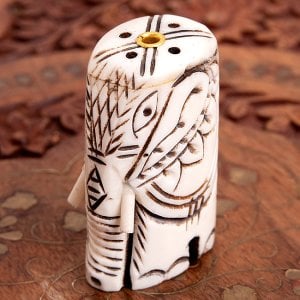 水牛の角で作ったゾウさんお香立て - クリーム