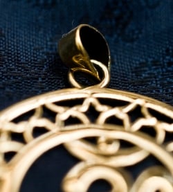 オーンのゴールドペンダントトップ-直径約3.5cm - サブ4